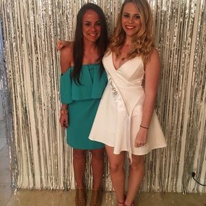 Green Off the Shoulder Trina Turk Dress